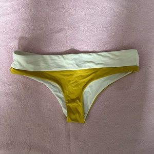 Bikini Bottom only gold/white size S